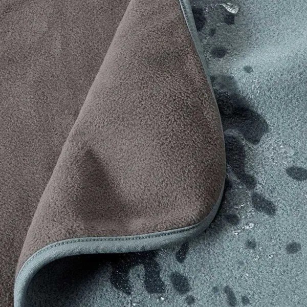 Orvis Dog-Proof Fleece Coverlet| Throw Blankets