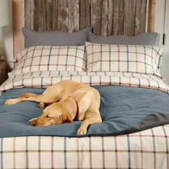 Orvis Dog-Proof Fleece Throw| Throw Blankets